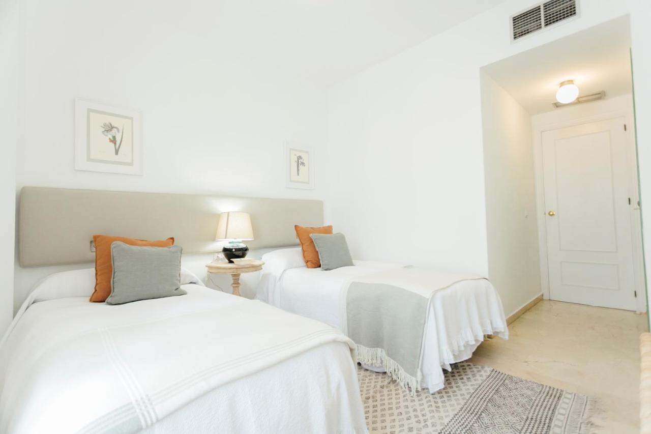 Appartamento Reformed And Bright- 2Bdr 1Bth- Nervion Siviglia Esterno foto