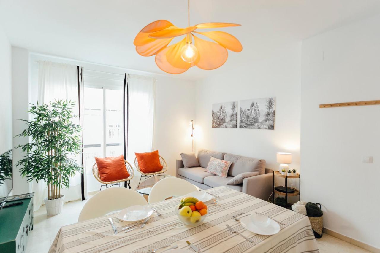 Appartamento Reformed And Bright- 2Bdr 1Bth- Nervion Siviglia Esterno foto